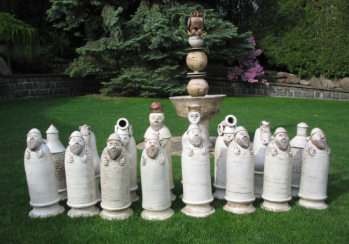 Keramické šachové figurky