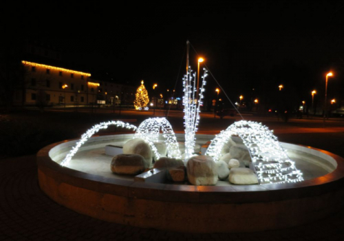 Zimní aranžmá, veřejný park Hostivice